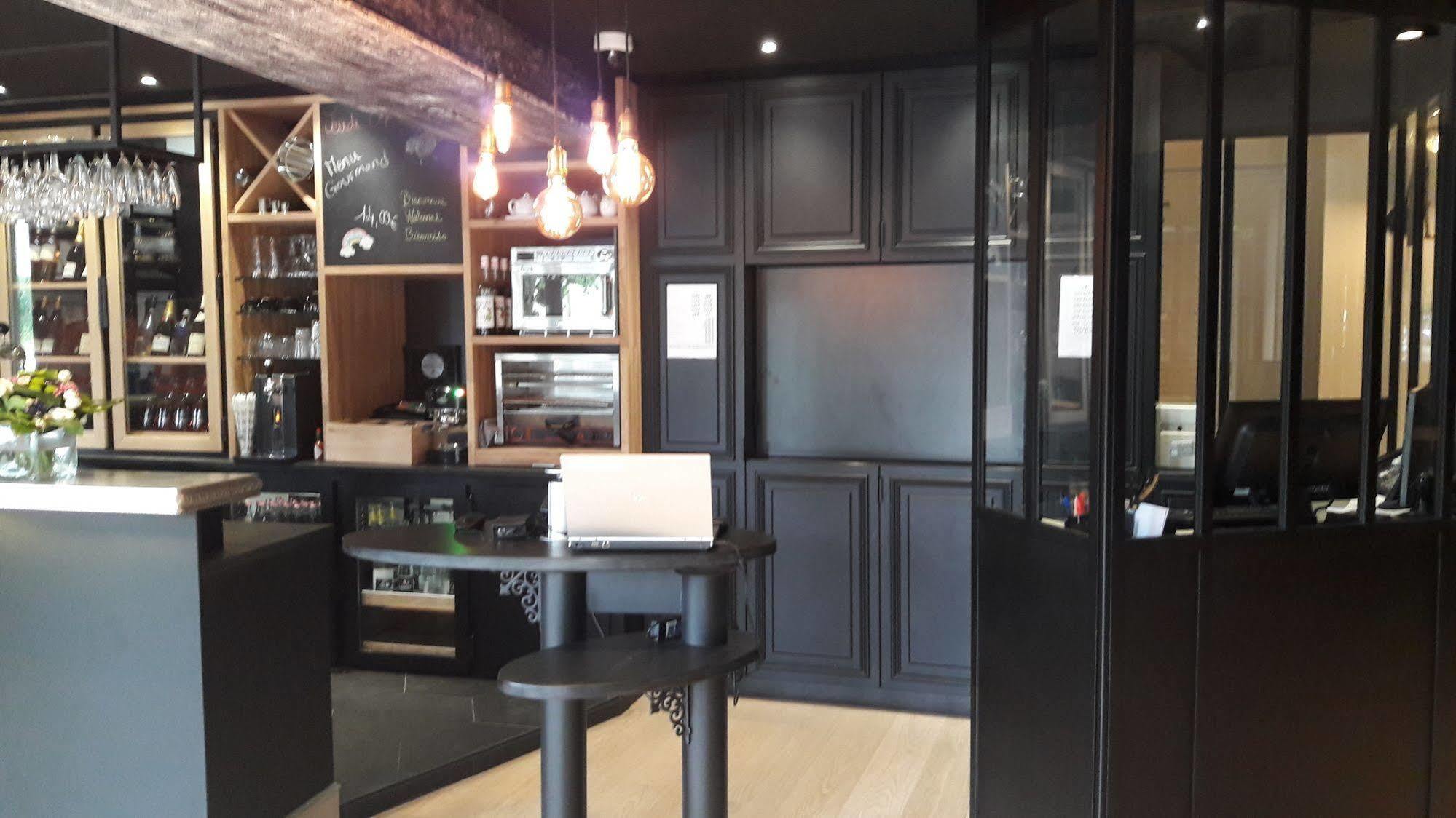 Ibis Styles Dinan Centre Ville Екстер'єр фото