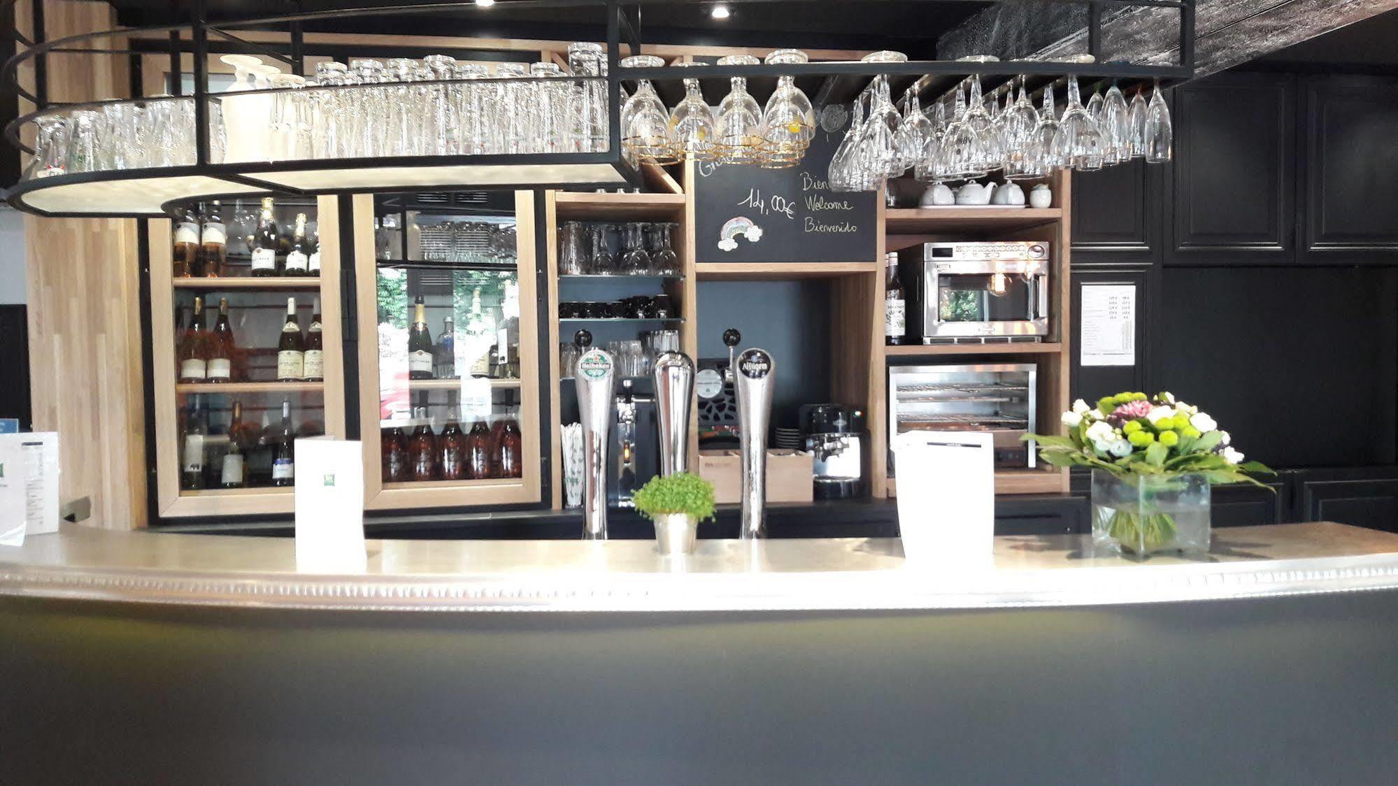 Ibis Styles Dinan Centre Ville Екстер'єр фото